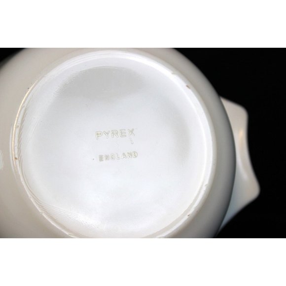 Vtg Pyrex England Cinderella Casserole Dish Handle Bowl Flowers Forget Me Nots - Picture 9 of 9